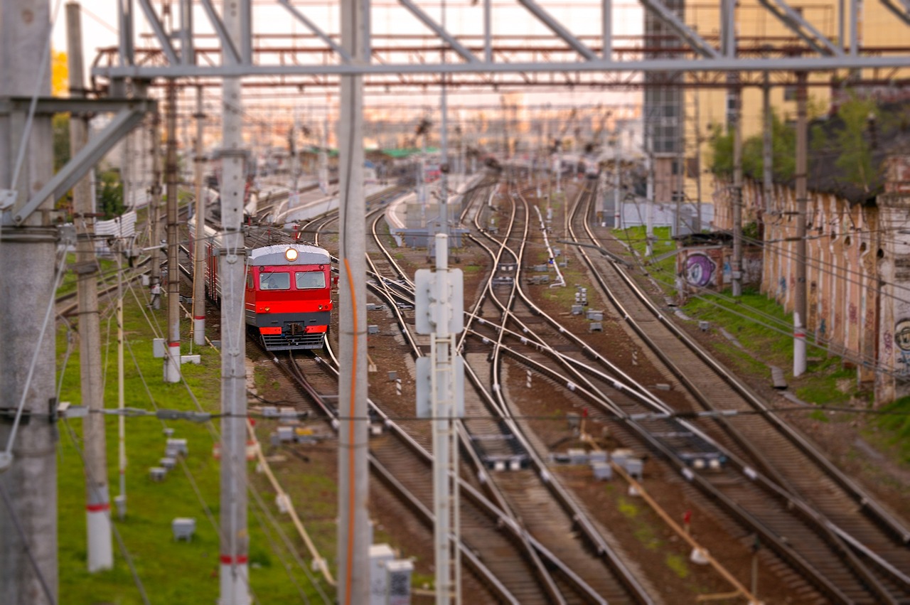 技術(shù)革新下的列車事件，提升旅客體驗的新篇章