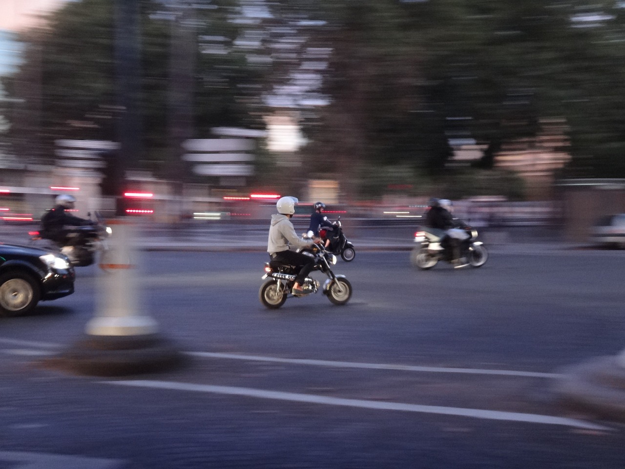 滑縣車禍?zhǔn)录疃冉馕觯钚率鹿蕡?bào)道與解析