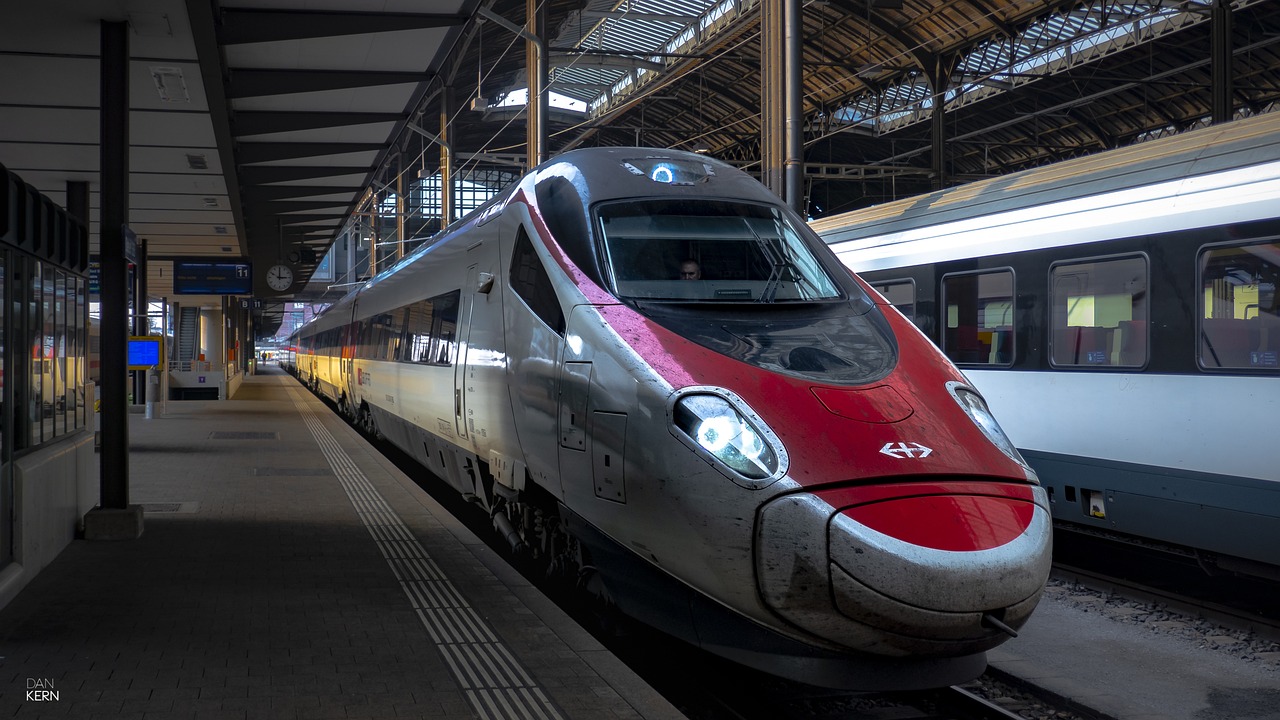 彬縣火車站最新時刻表詳解與旅客出行指南